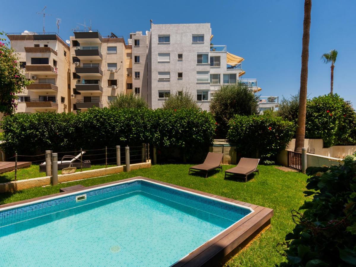 Sanders Ermitage On The Beach - Delightful 1-Bedroom Apartment With Sea View ليماسول المظهر الخارجي الصورة