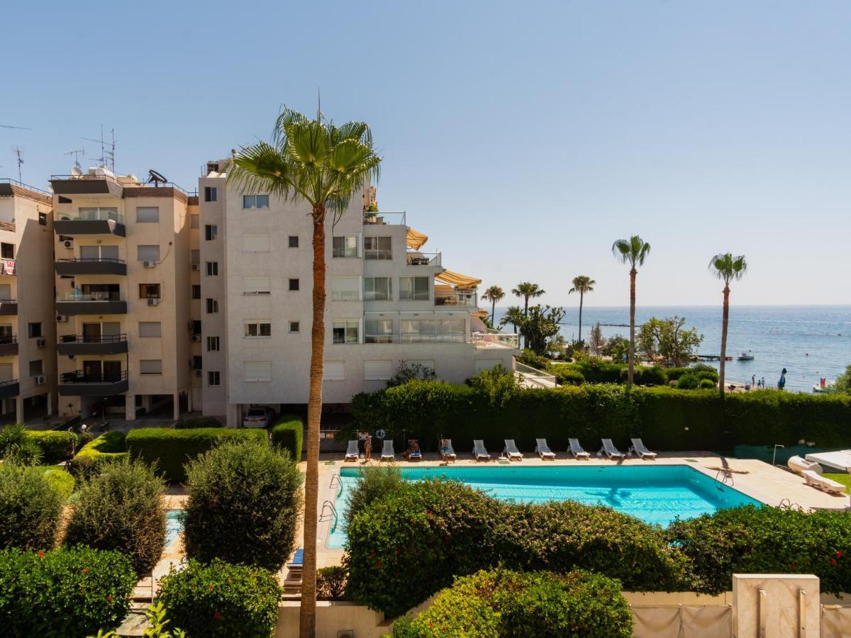 Sanders Ermitage On The Beach - Delightful 1-Bedroom Apartment With Sea View ليماسول المظهر الخارجي الصورة