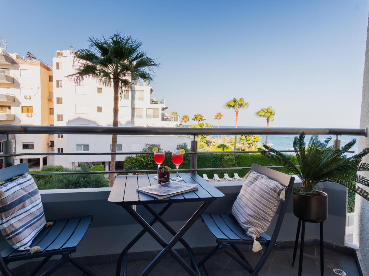 Sanders Ermitage On The Beach - Delightful 1-Bedroom Apartment With Sea View ليماسول المظهر الخارجي الصورة
